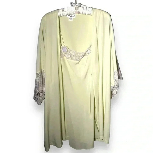 NWT Vintage Josie Natori Slip and Robe Intimates  S - Picture 2 of 10